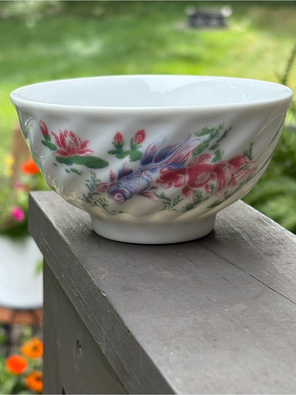 Chinese Porcelain Rice Bowl – Koi Fish Design – 年年有餘 “Abundance Year After Year”